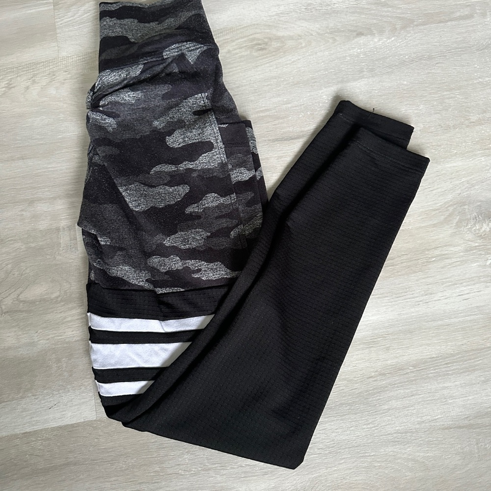 Bombshell Sportswear Camo Leggings